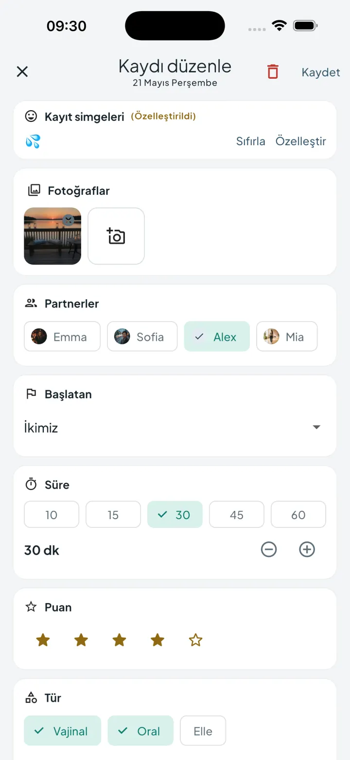 Ayrıntılı alanlar içeren Intimassy kayıt formu